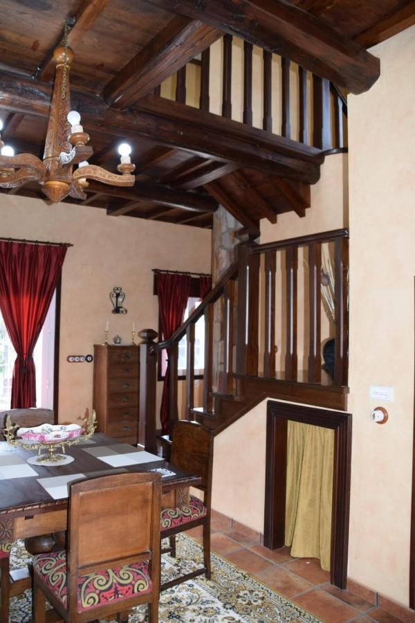 O Toxal Villa Monforte De Lemos Buitenkant foto