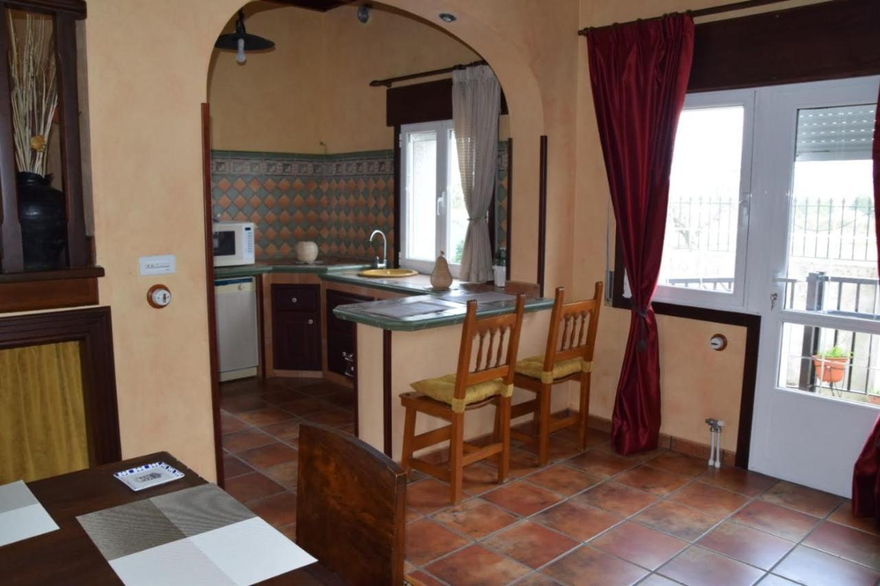 O Toxal Villa Monforte De Lemos Buitenkant foto